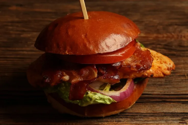BBQ CHICKEN BURGER [150 g]